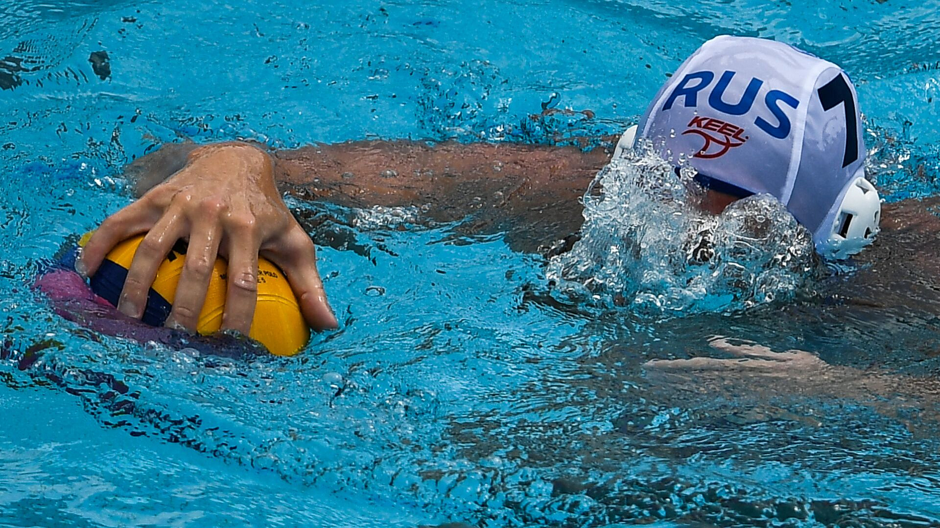 Ватерполисты сборной России вышли в четвертьфинал Кубка мира