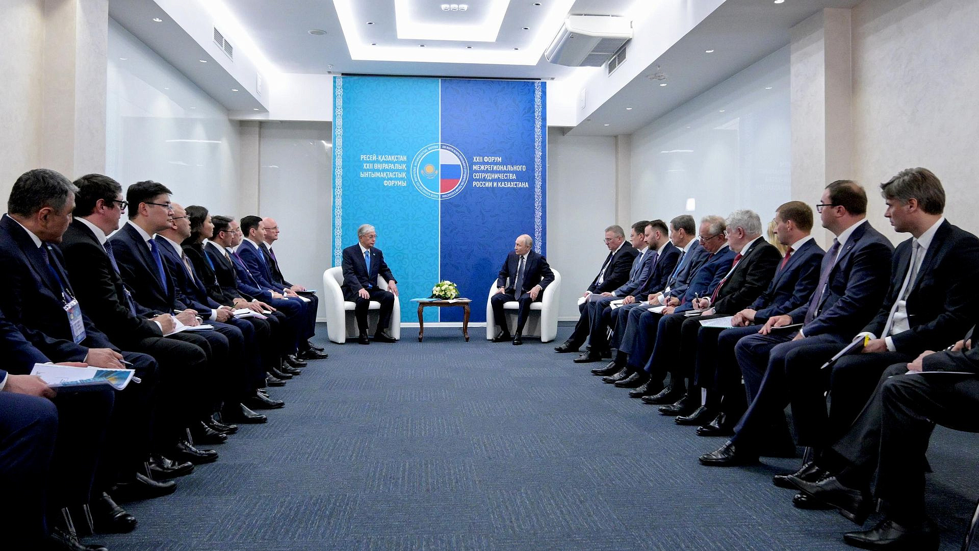Токаев: урегулирование конфликта можно вернуть к стамбульским соглашениям
