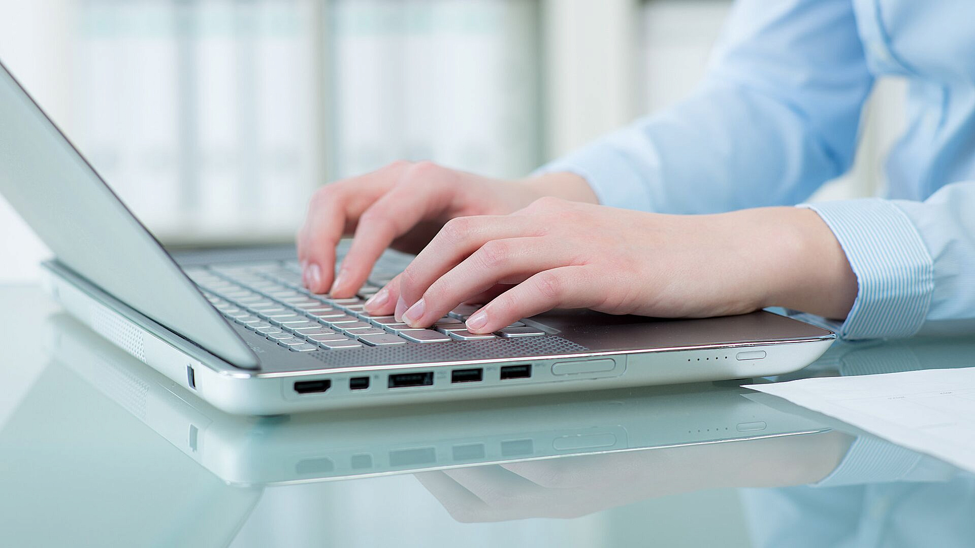 Каждая вторая предпринимательница в России занята в сфере услуг