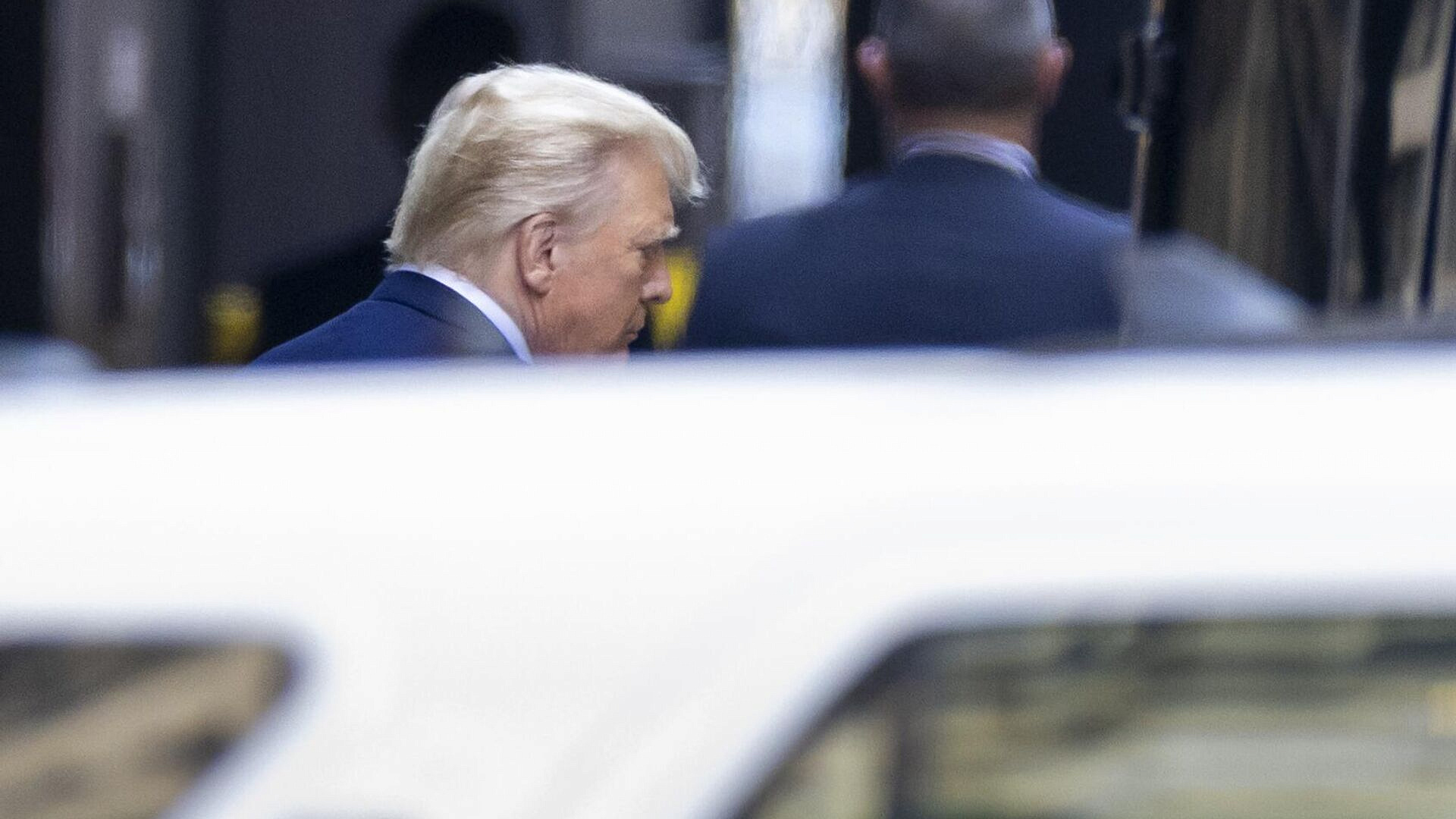 Выступление Трампа перед сторонниками отменили из-за надвигающегося шторма