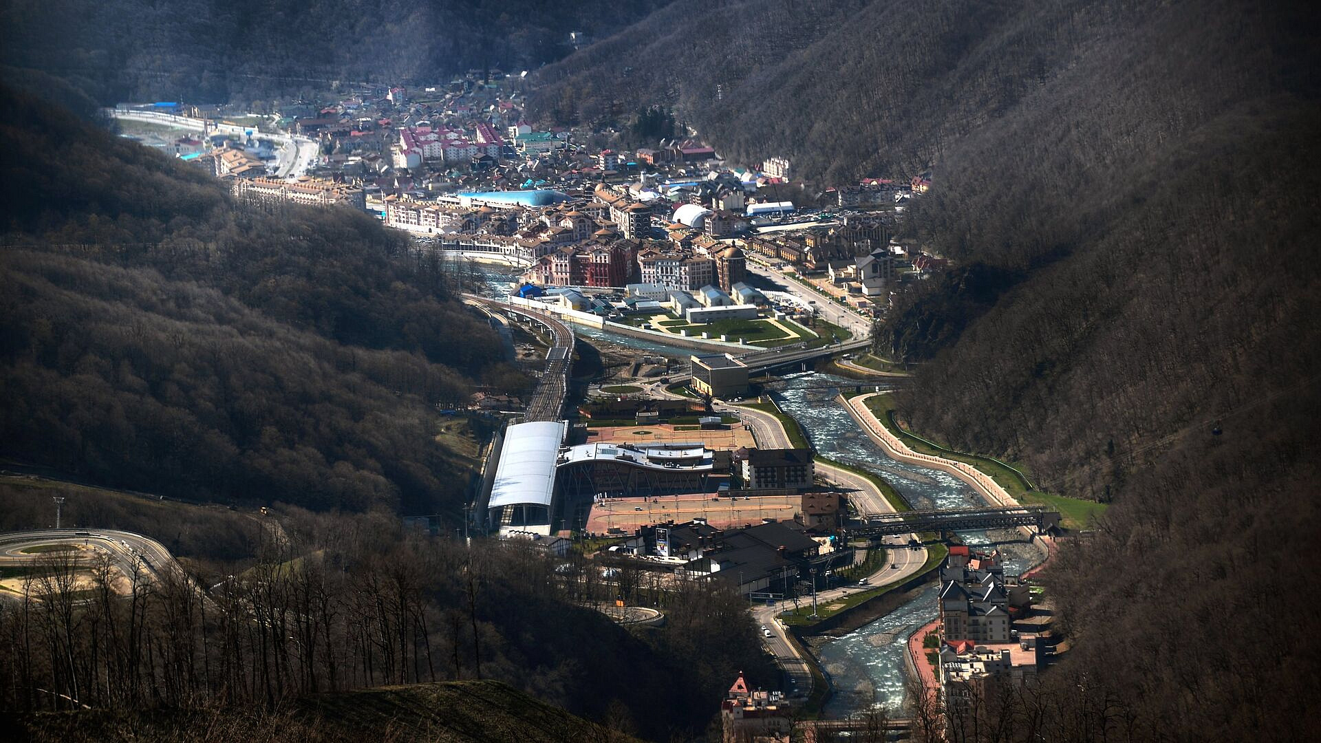 В нескольких районах Сочи обнаружили фрагменты сбитых дронов