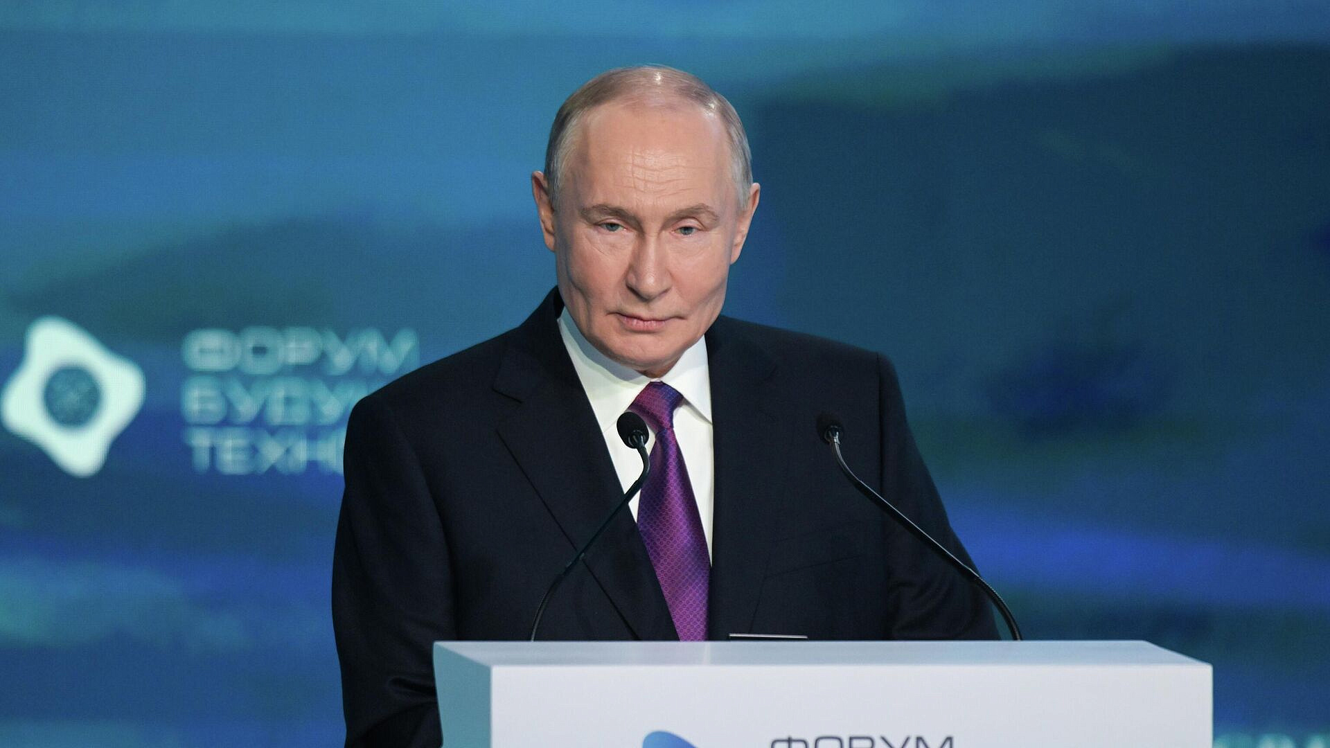 Путин подчеркнул важность информационной поддержки российских ученых в СМИ