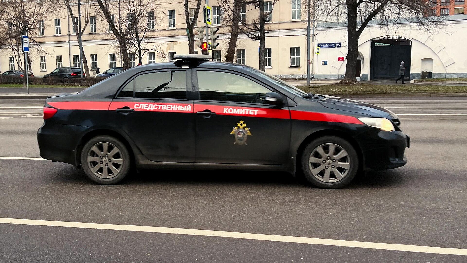 В Петербурге на ученика в школе упал шкаф