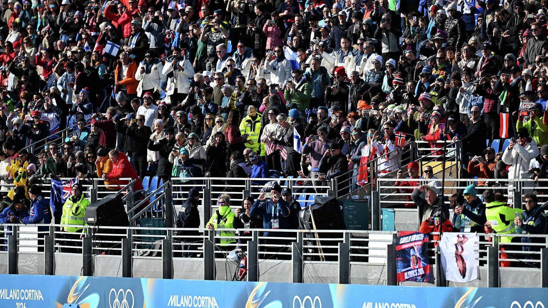 ������ ��������� ������������ �� ��������� � ������ ����� ����������