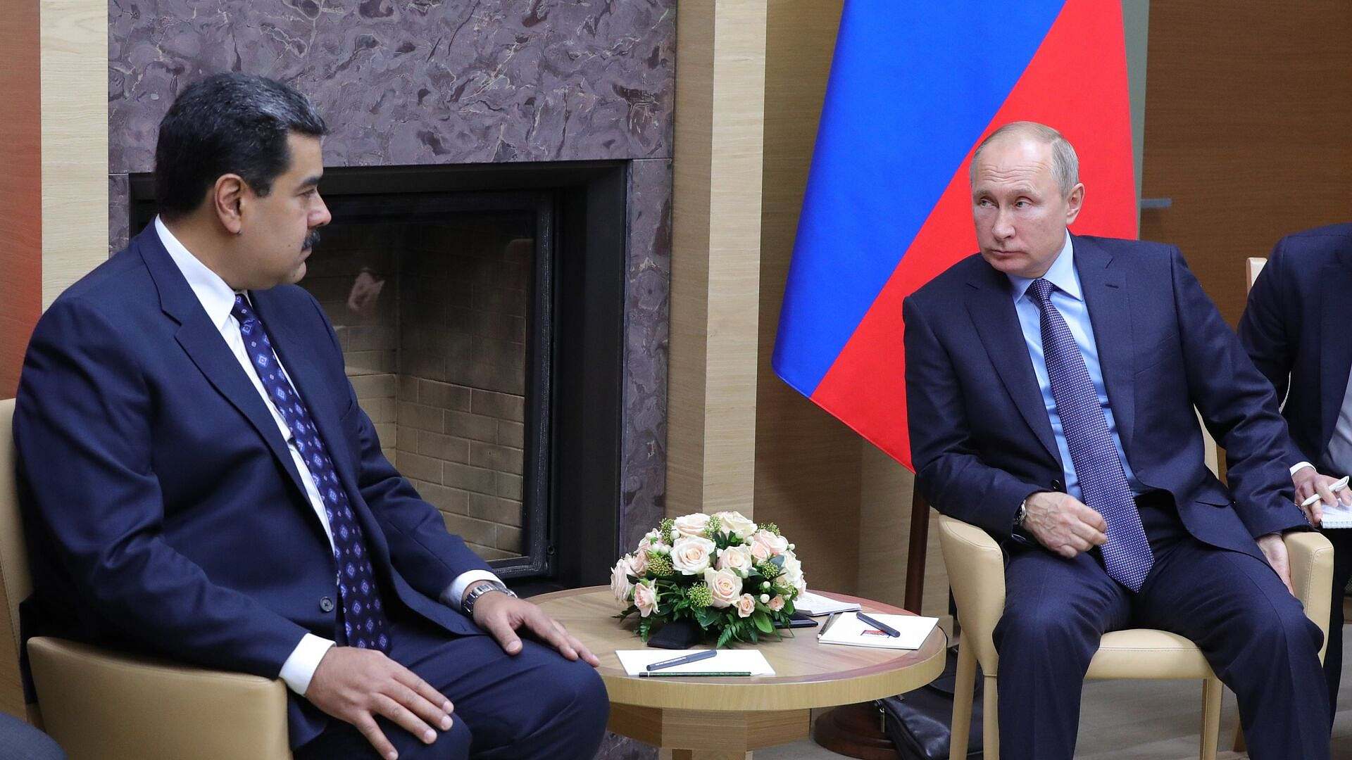 ��������� ������� ����� ������� ������ � ������