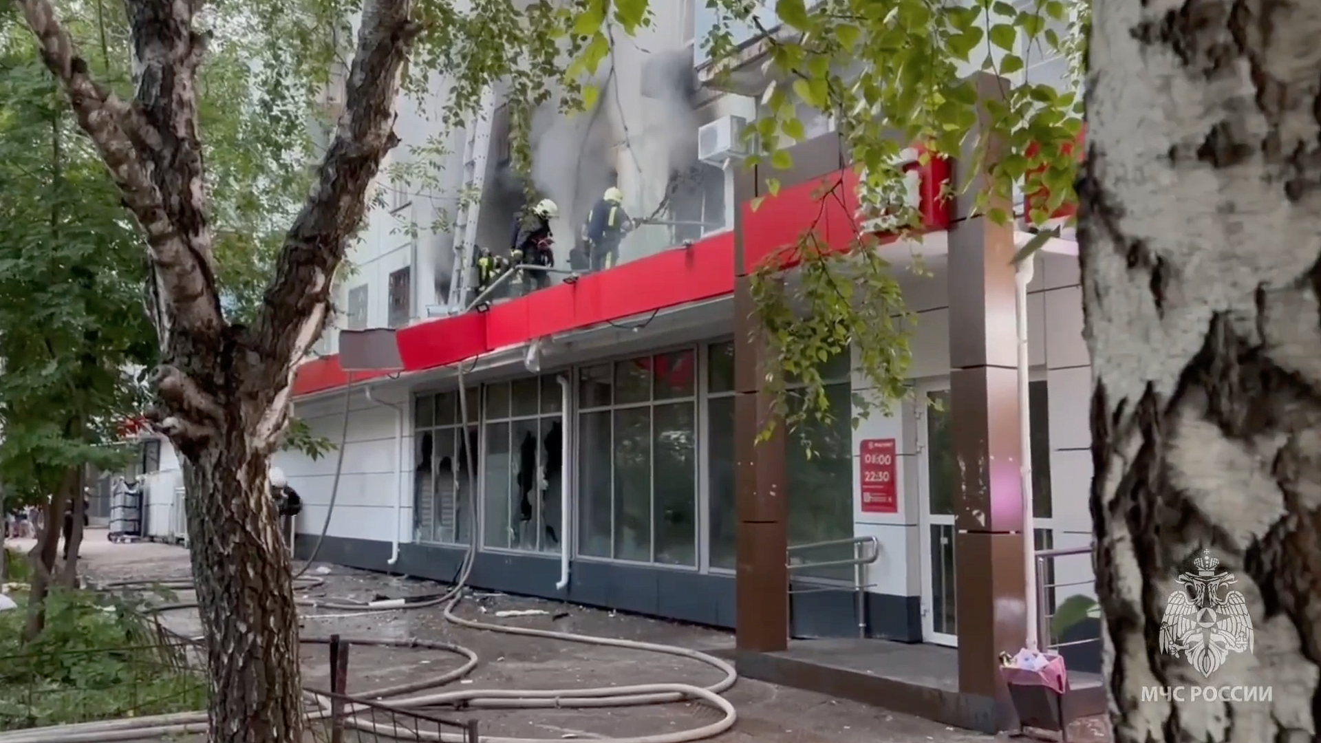 В Самаре локализовали пожар в пятиэтажном доме