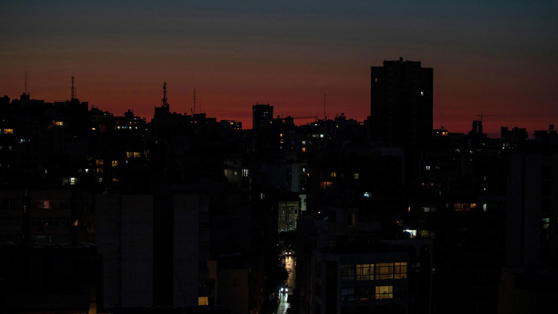 Свыше 500 тысяч потребителей в США находятся без света