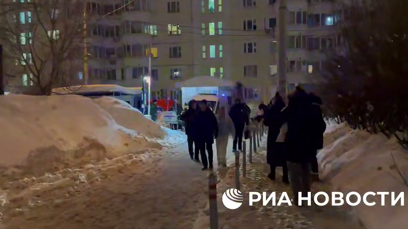 При взрыве в квартире на юго-западе Москвы пострадали два человека