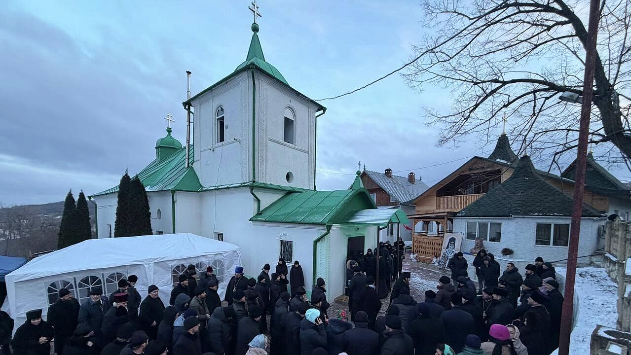 В Молдавии объяснили, чем вызван конфликт вокруг церкви в Деренеу