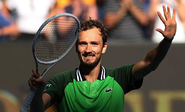 Медведев вернулся на очень высокий уровень, считает Синнер