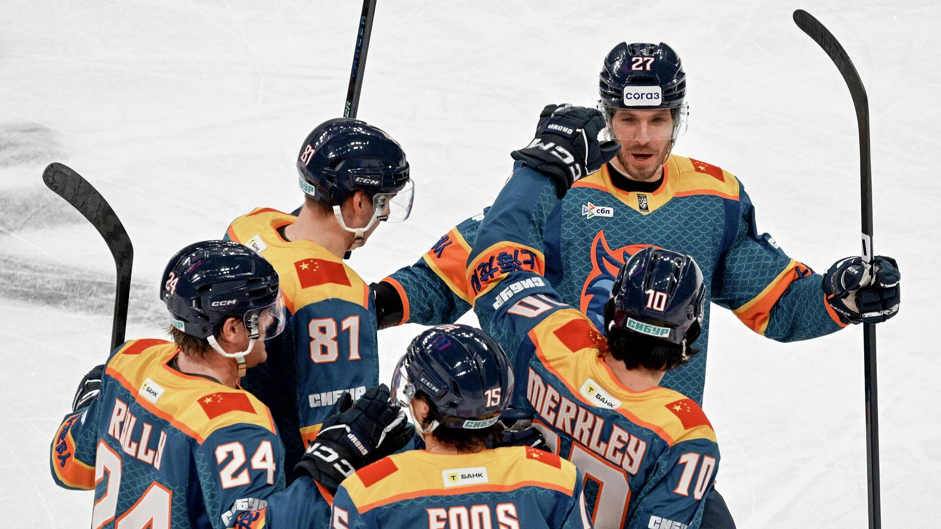 "Шанхайские драконы" проиграли в первом матче КХЛ в Китае с 2020 года
