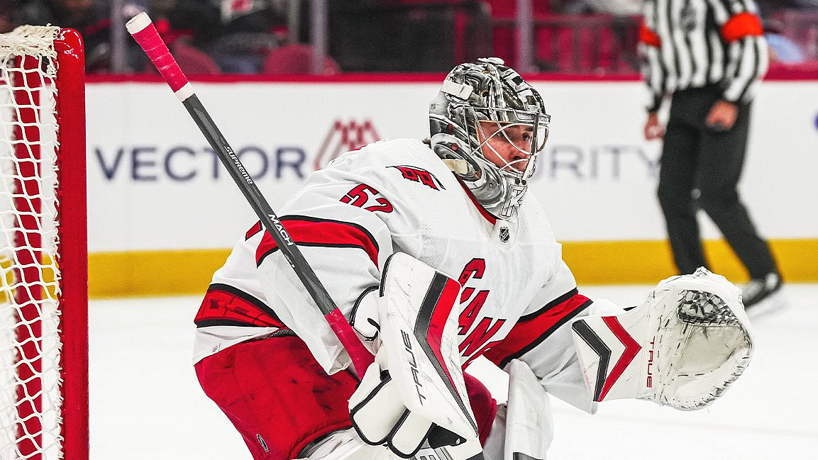 "Каролина" отменила возвращение Кочеткова из-за проблем с регламентом