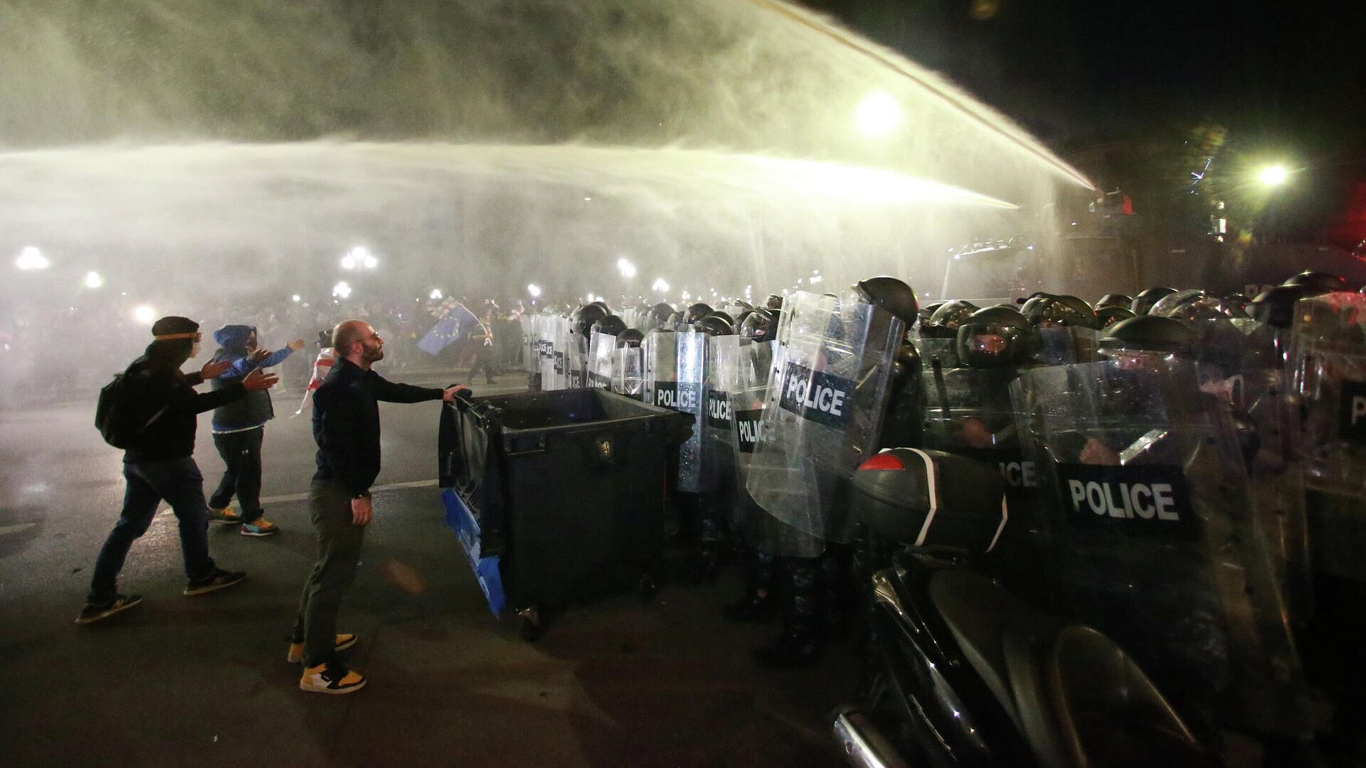 Еврокомиссия признала вмешательство во внутренние дела Грузии