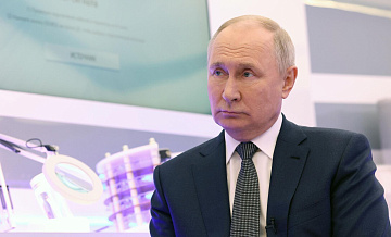 Для развития автопрома никого не нужно "тащить за уши", заявил Путин