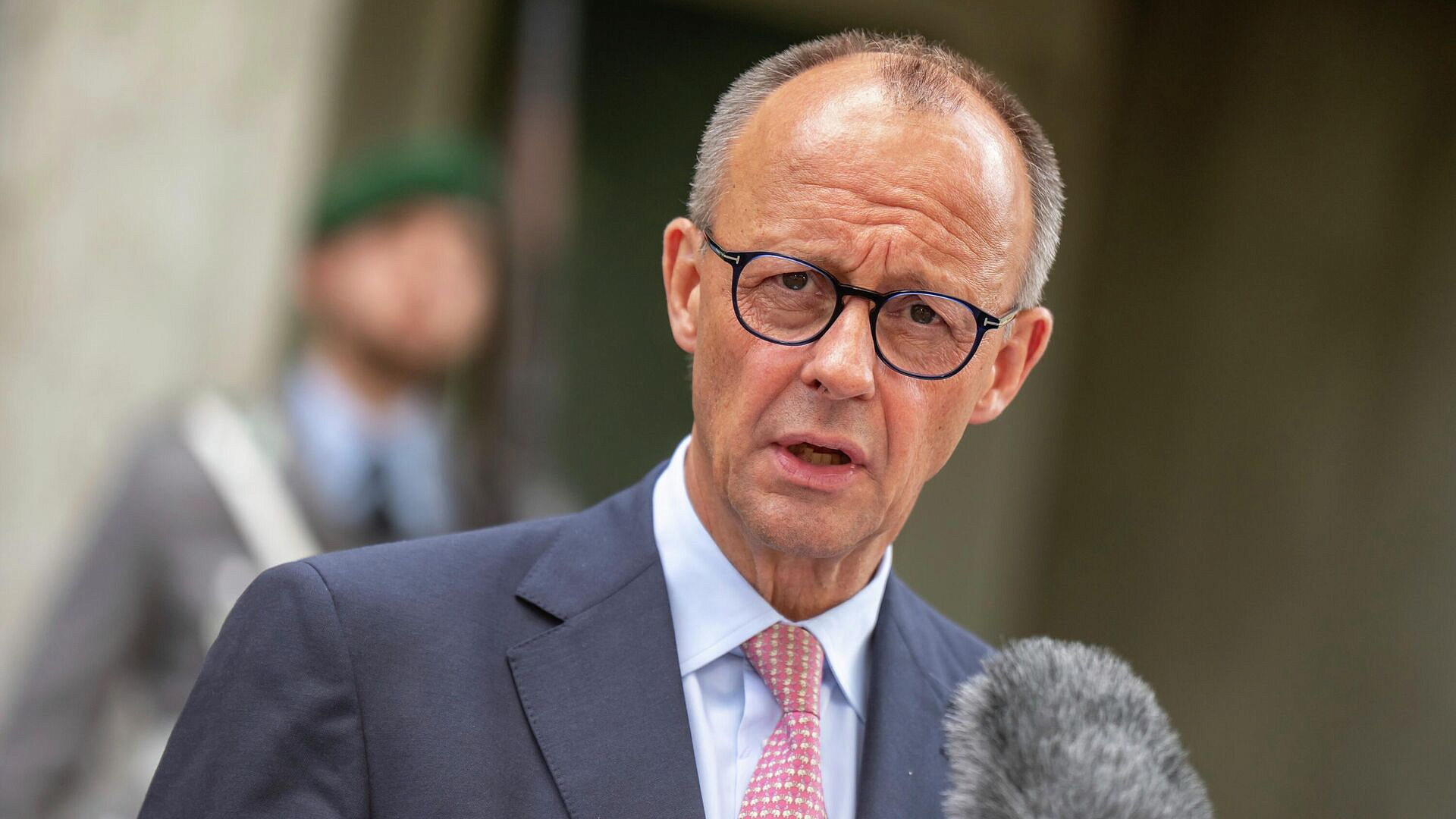 Мерц надеется на прорыв по украинскому вопросу в переговорах на Аляске