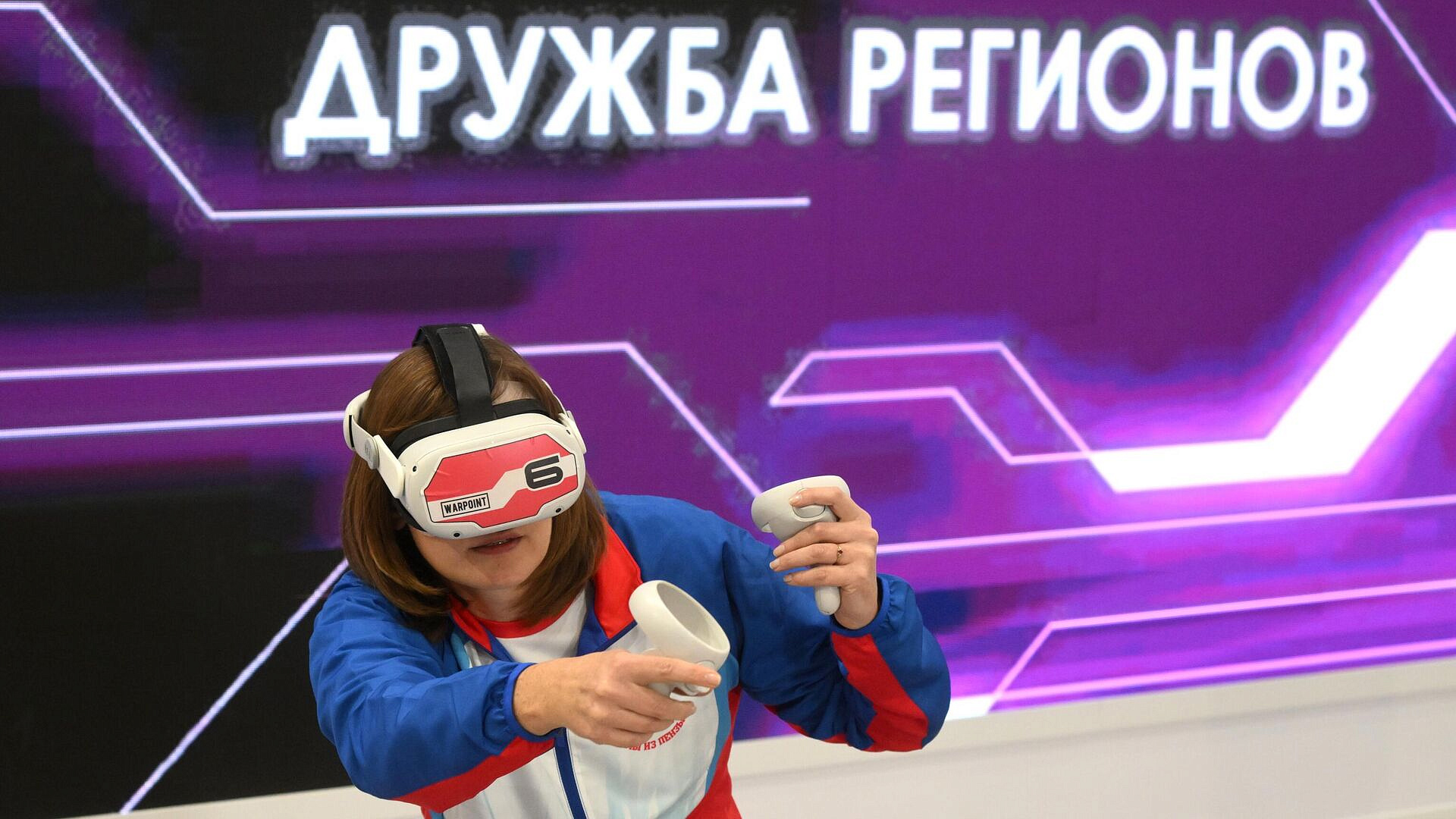 Минпросвещения планирует включить фиджитал-спорт в школьную программу