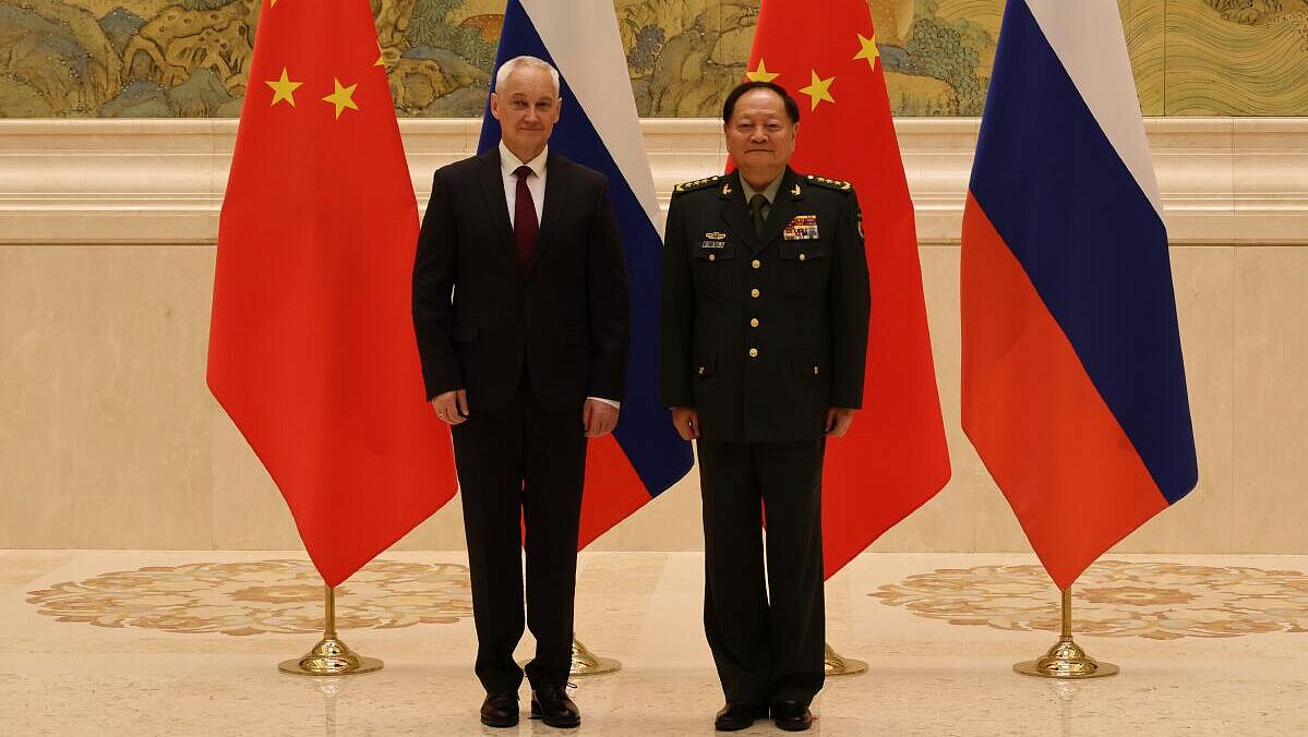 Белоусов провел переговоры с зампредом Центрального военного совета КНР