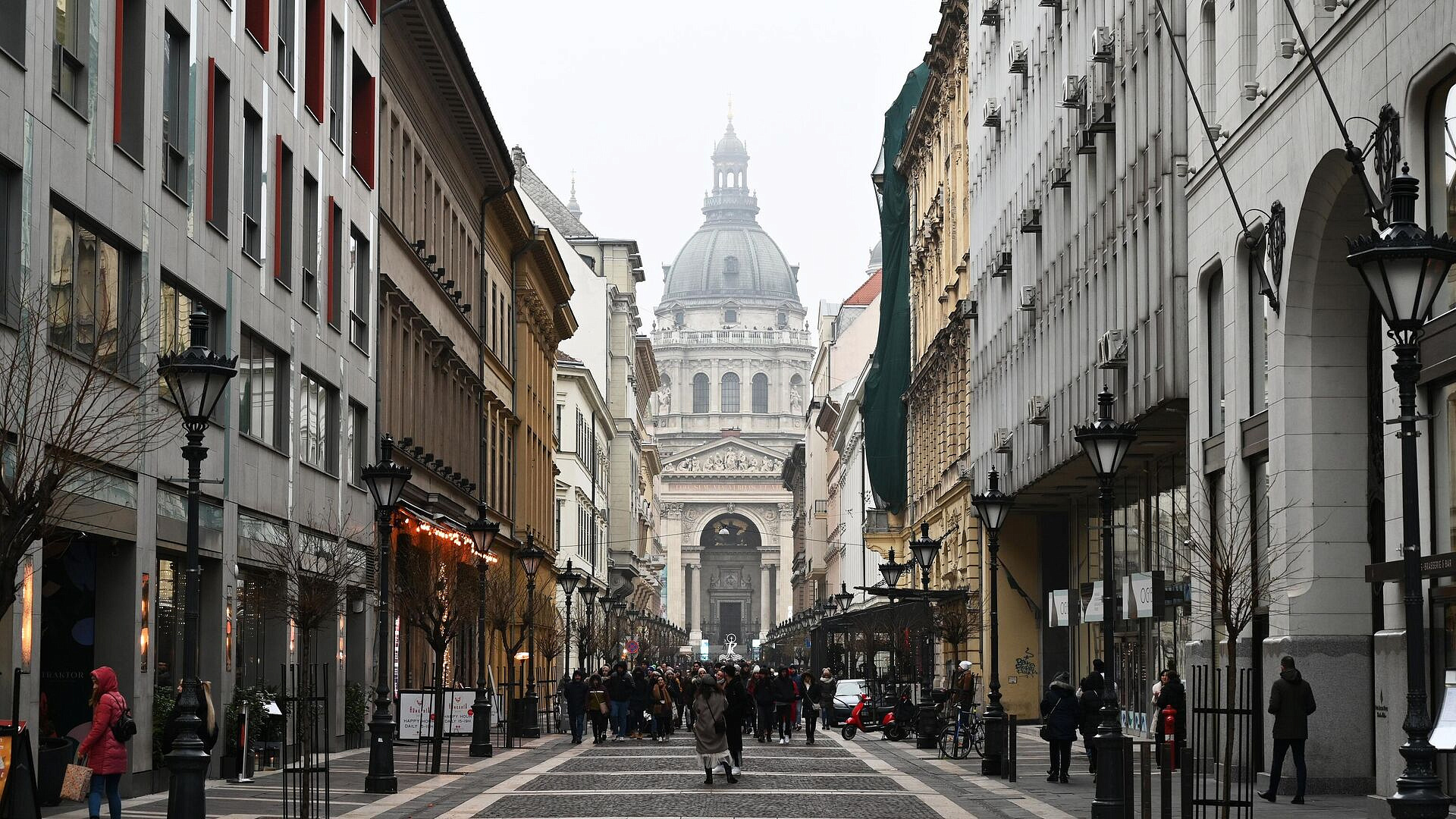 ��������� �� ������ 80-����� ������������ ����� ������ � ���������