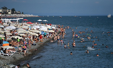 Путину рассказали, как "подогревают" Черное море для отдыха детей