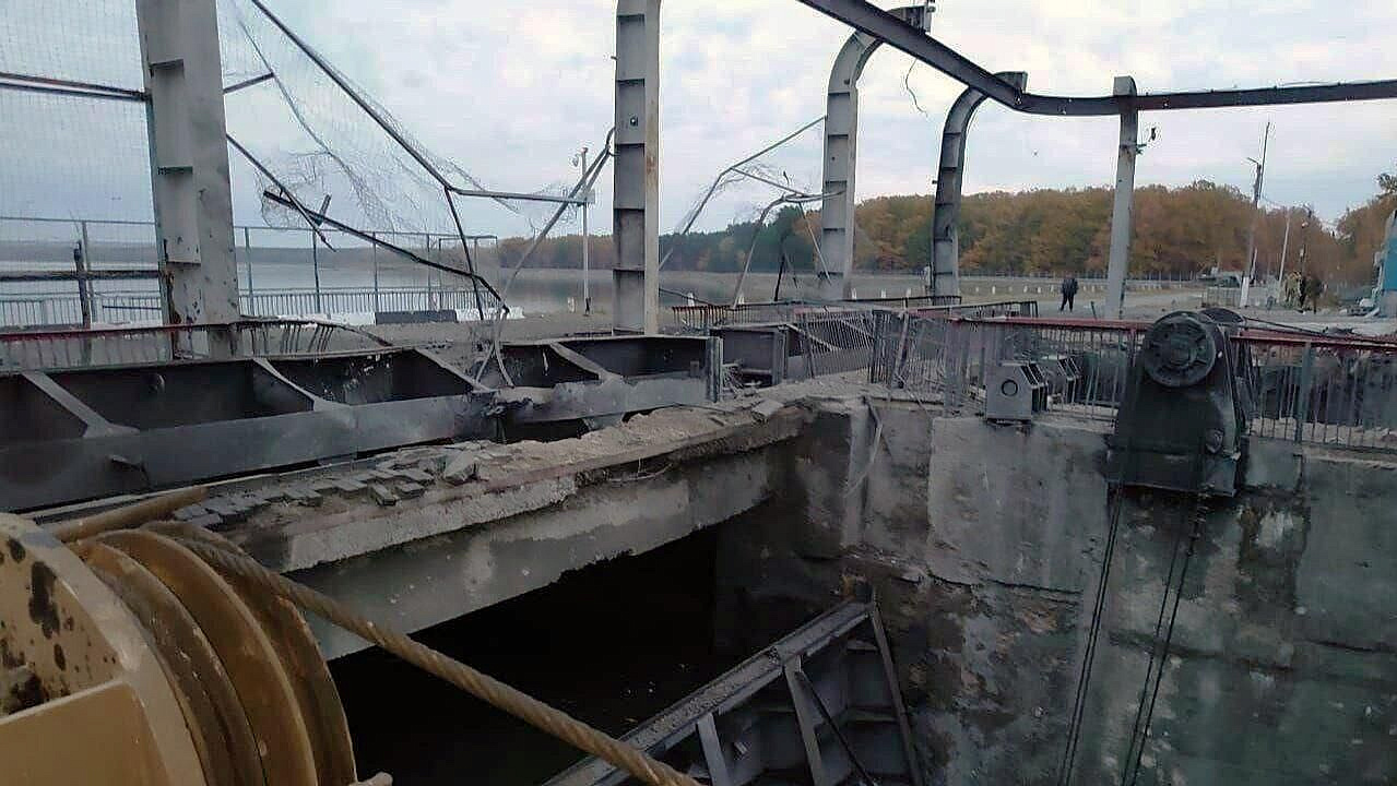 После обстрела на белгородской дамбе произошел сброс воды