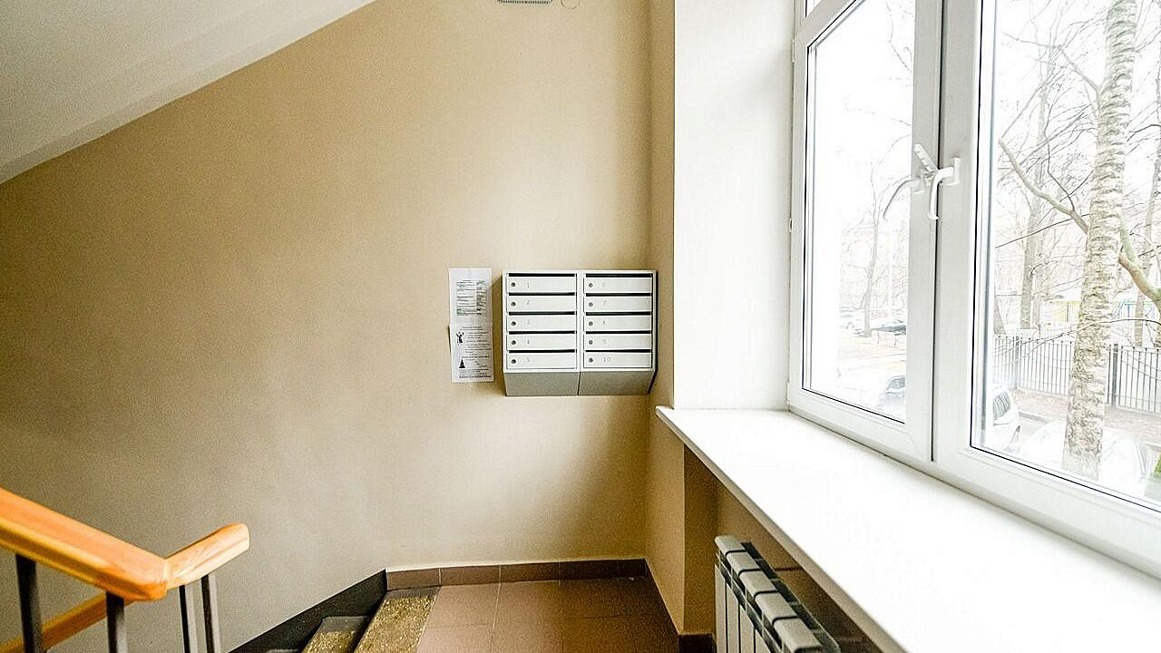 Свыше 12 тысяч подъездов жилых домов отремонтировали в Москве в этом году