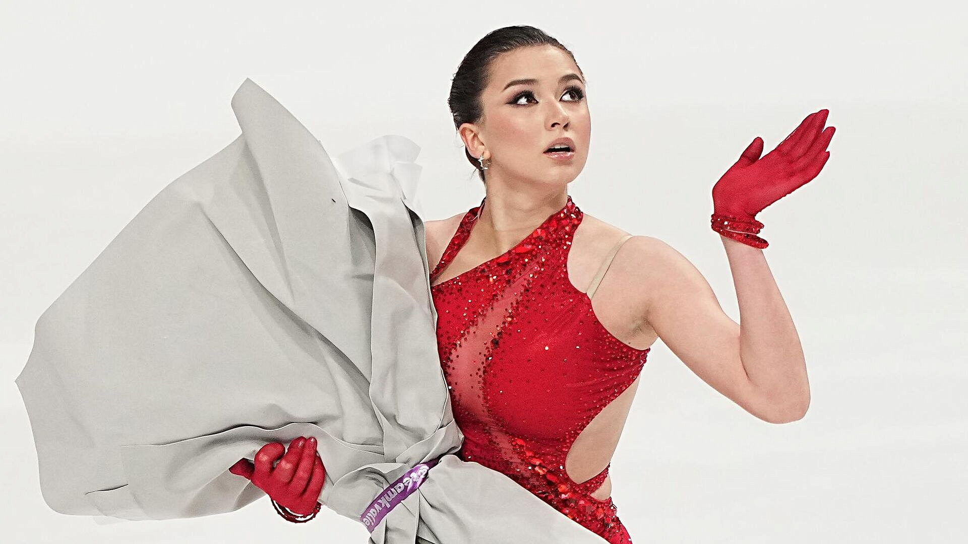 Валиева рассказала Загитовой об изменениях в фигуре после пубертата