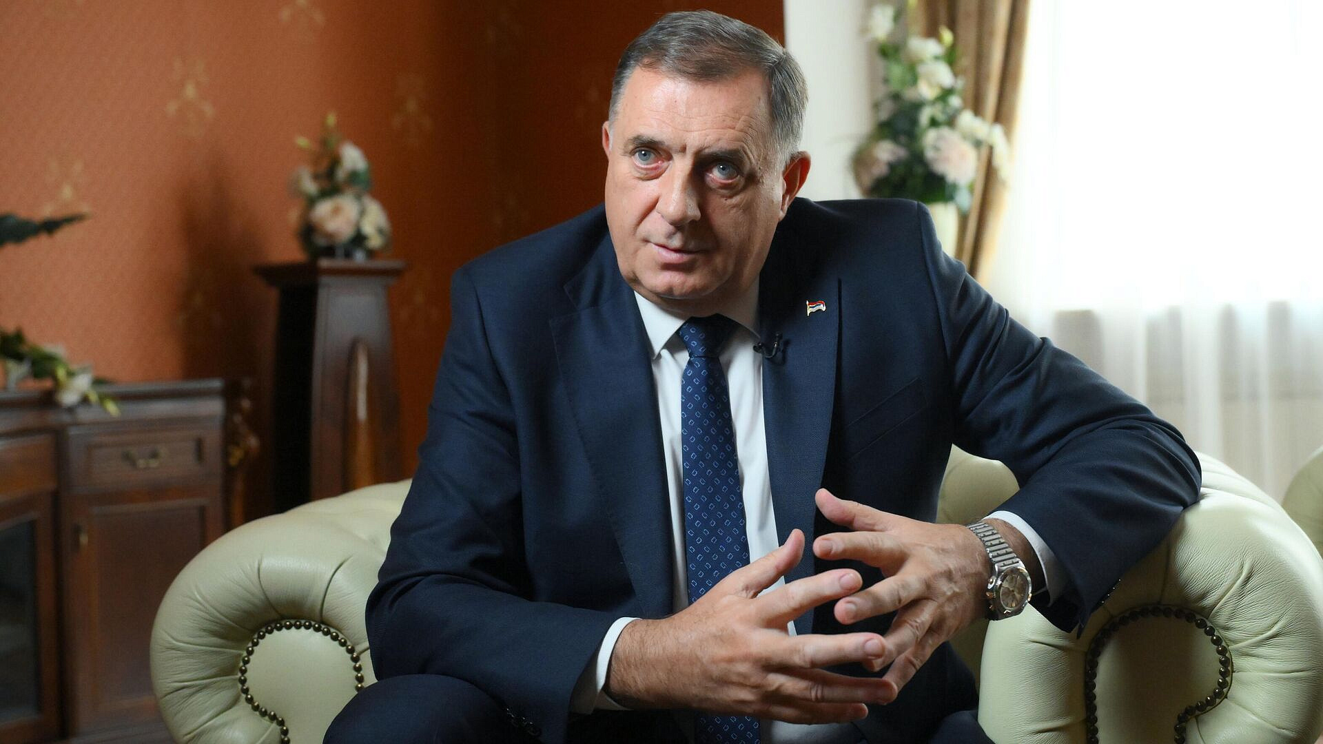 Додик внес в парламент новую редакцию конституции РС БиГ