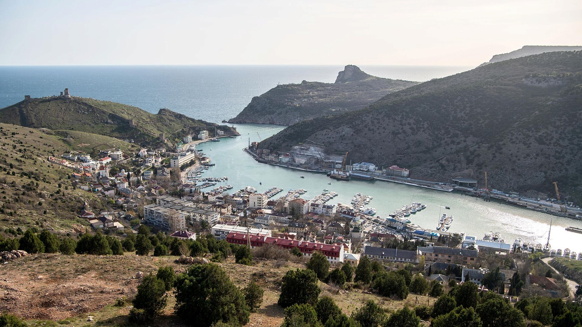 В Крыму предложили закрепить законом понятие "ждун"