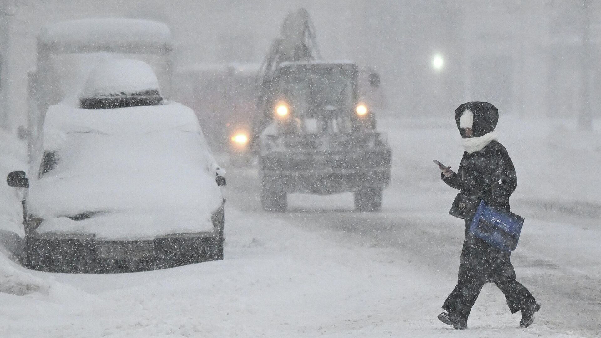 Москвичей призвали использовать городской транспорт в пятницу