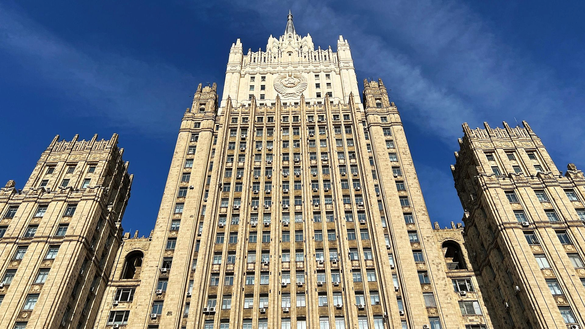МИД выразил протест временному поверенному в делах Эстонии