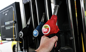 Источник: Россия может запретить экспорт бензина на два месяца