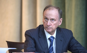 Патрушев объяснил, о чем говорят атаки Запада на российские торговые суда