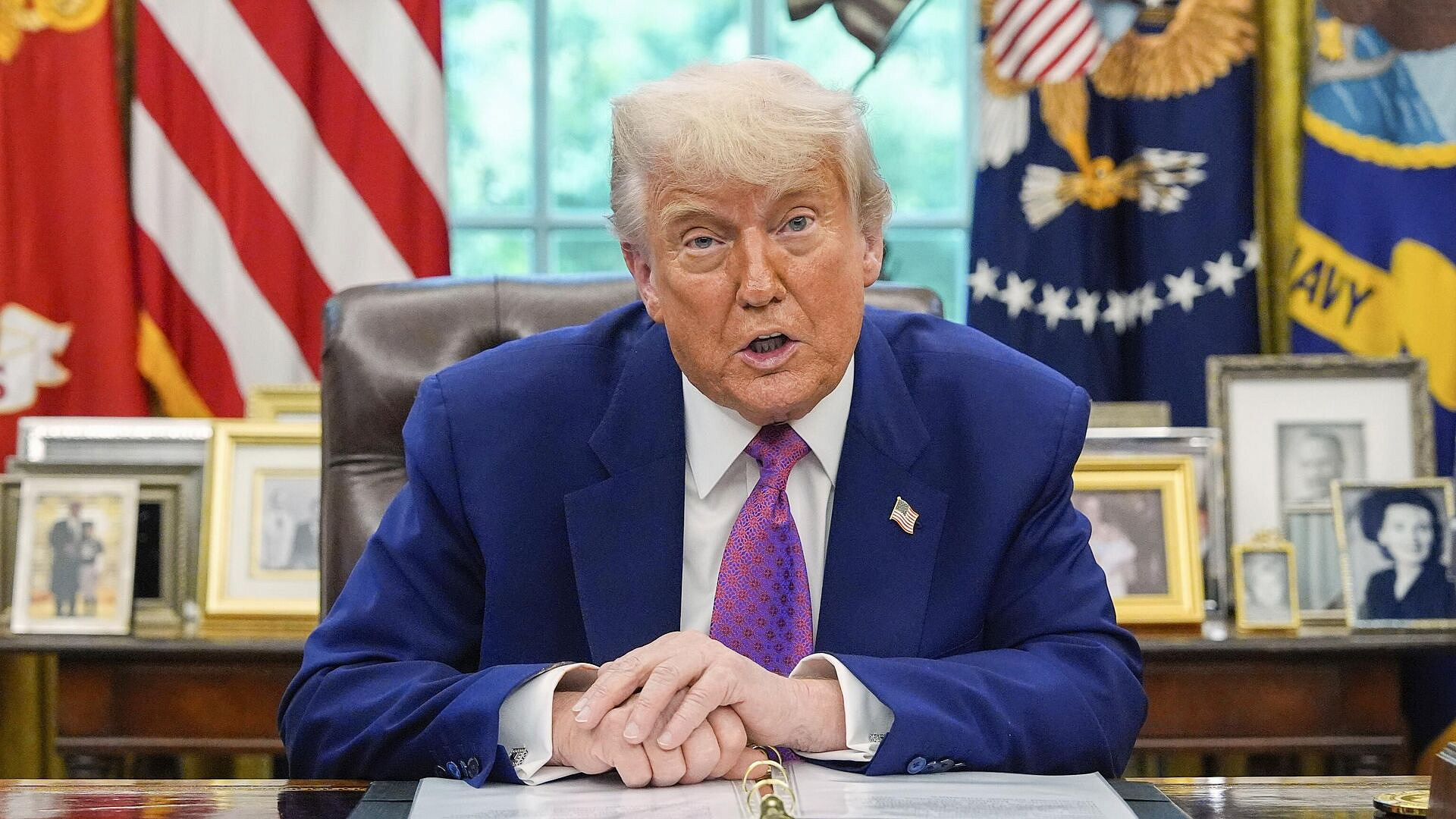 Трамп заявил, что протестующим в Калифорнии платят за участие в акциях