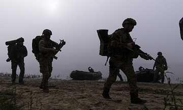 ВСУ не хватает людей, готовых воевать, заявил Сырский