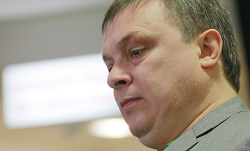 Разин уезжал в США, чтобы сделать операцию, сообщил его представитель