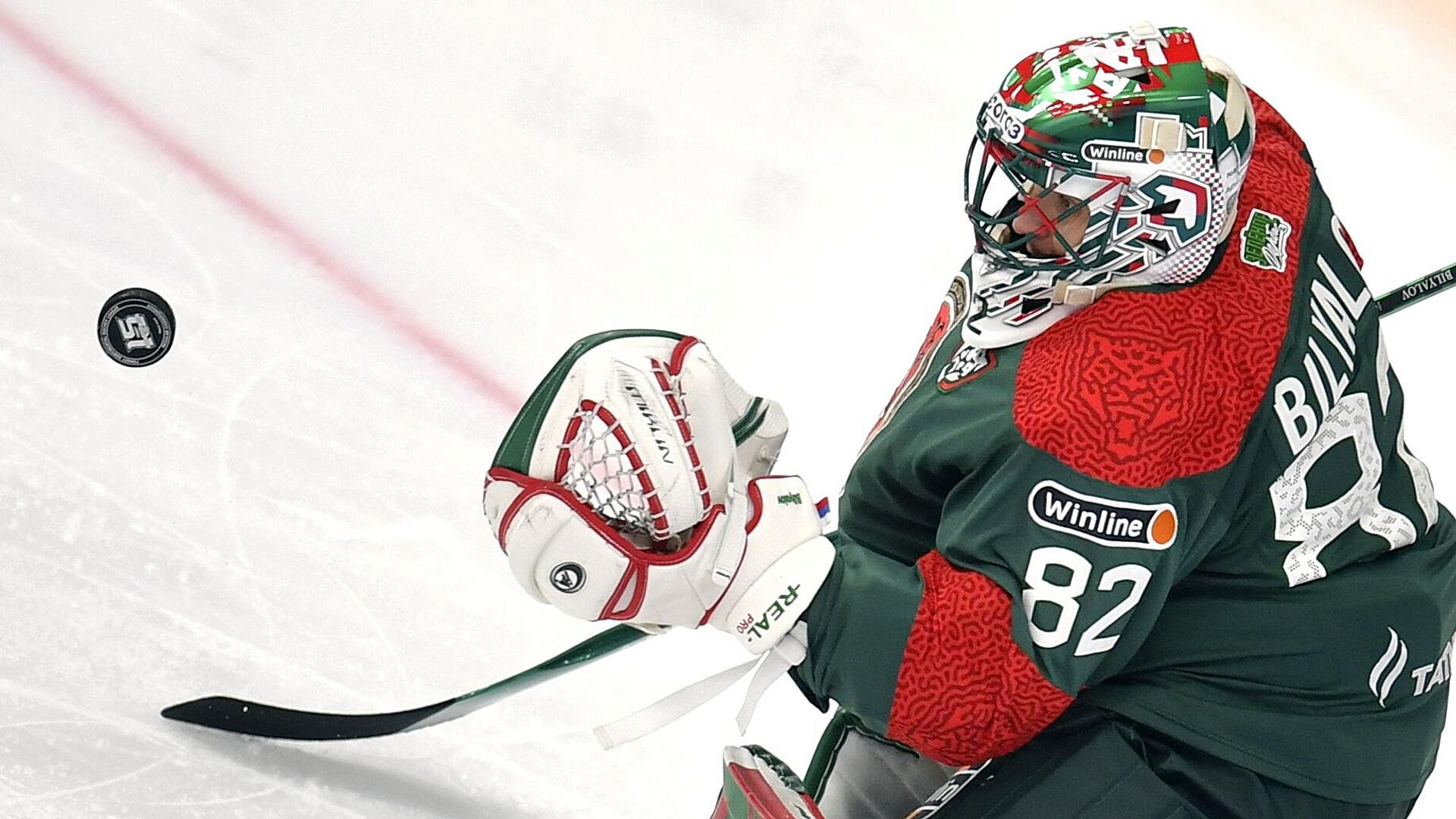 Билялов повторил бомбардирский рекорд для вратарей в КХЛ