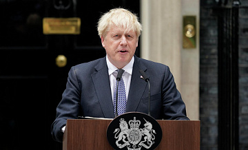 Борис Джонсон призвал посадить экс-посла Британии за связи с Эпштейном