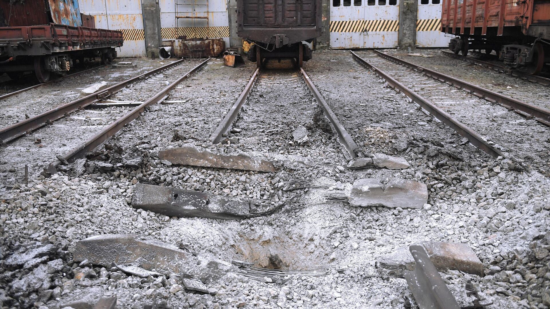 Украинские СМИ сообщили о подрыве железной дороги в Винницкой области