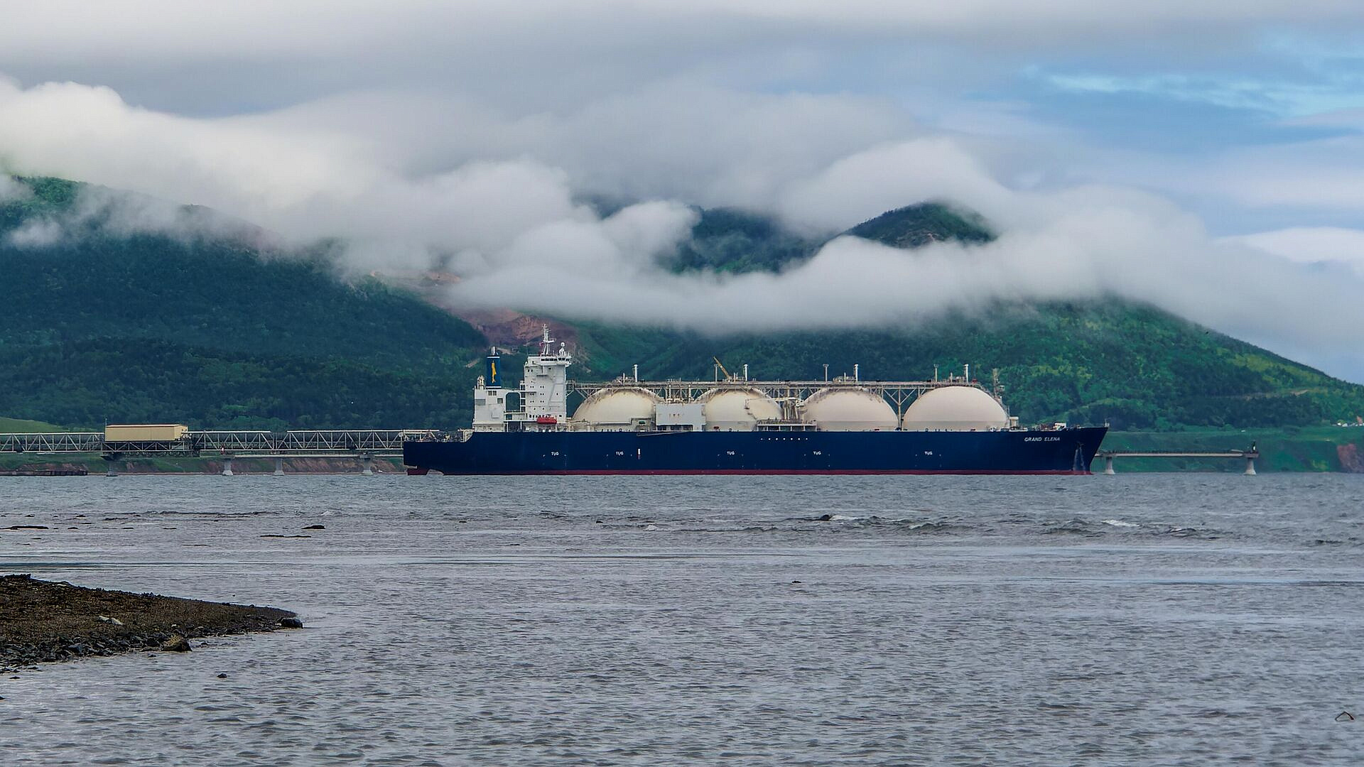 МИД рассказал, к чему приведут попытки ЕС ограничить закупки СПГ из России