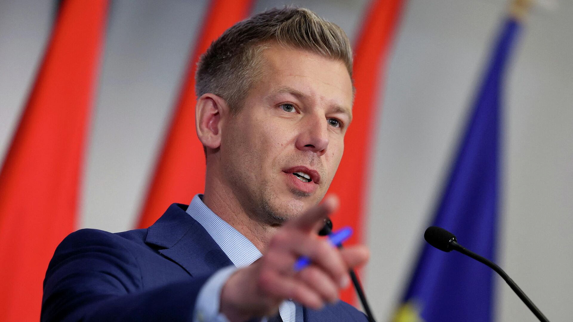 Приход Мадьяра к власти в Венгрии не устранит разногласия в ЕС, пишут СМИ