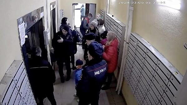 В Петербурге рассказали о состоянии пострадавших при падении лифта