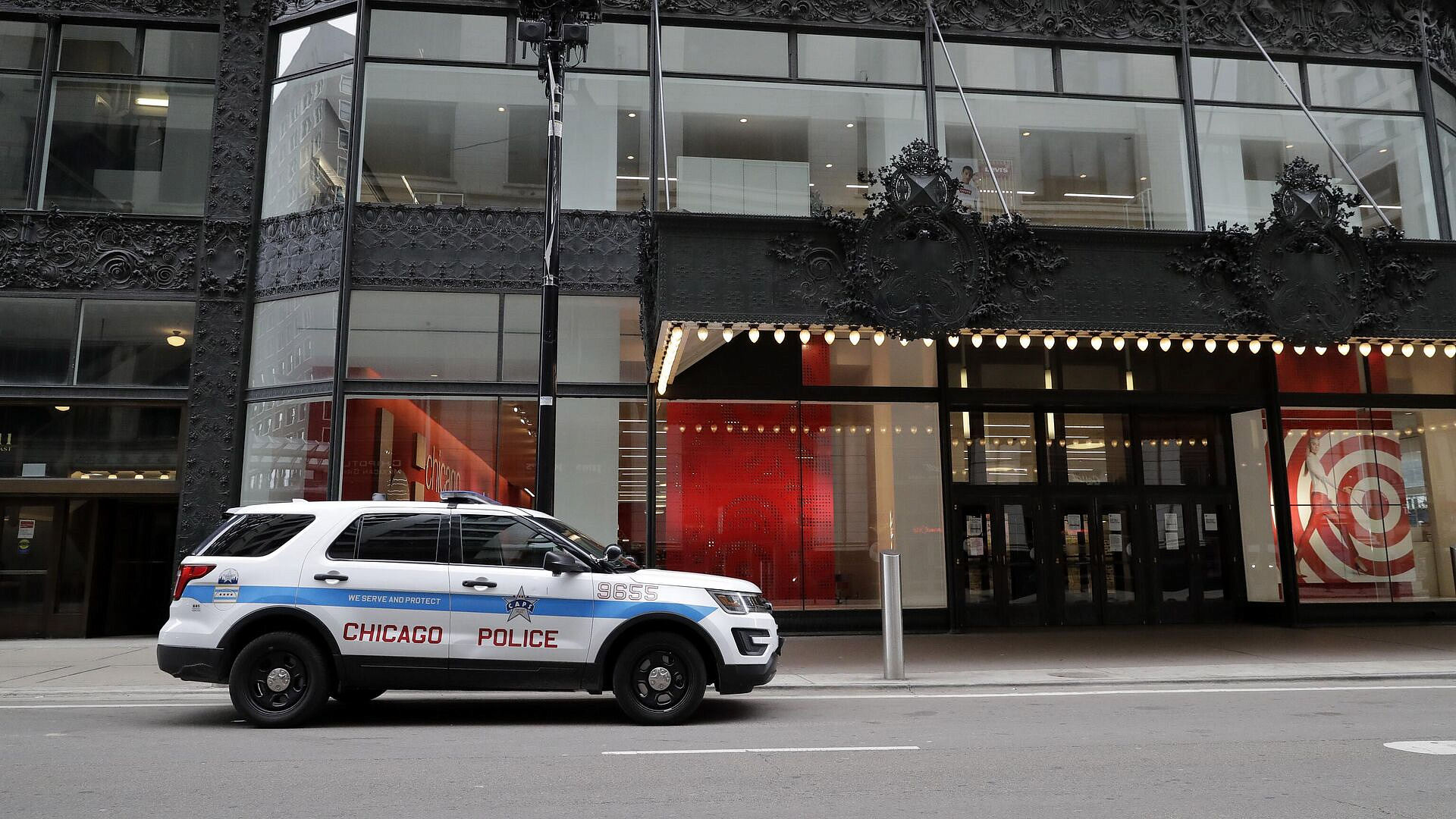 СМИ: улицы Чикаго опустели перед антимигрантскими рейдами