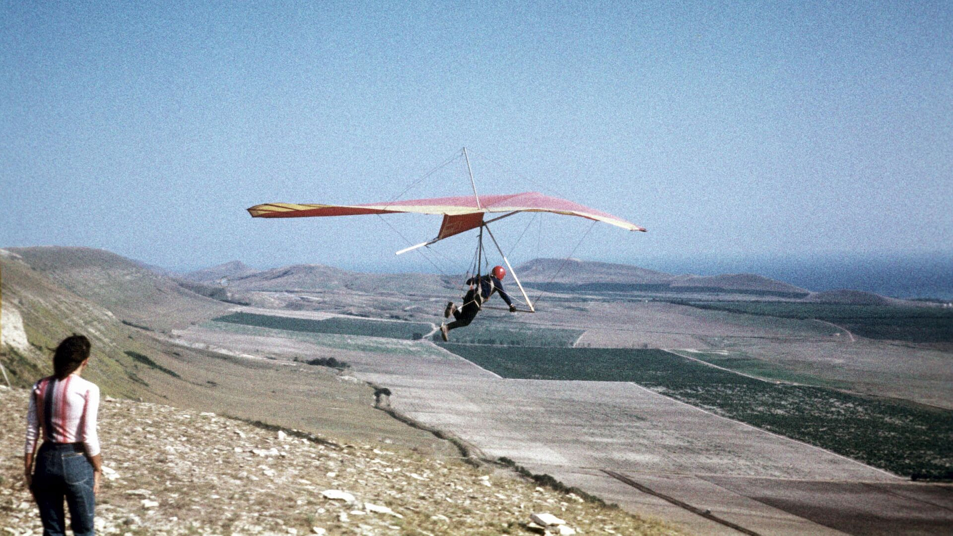 Россиян предостерегли от покупки услуг у несертифицированных гидов 