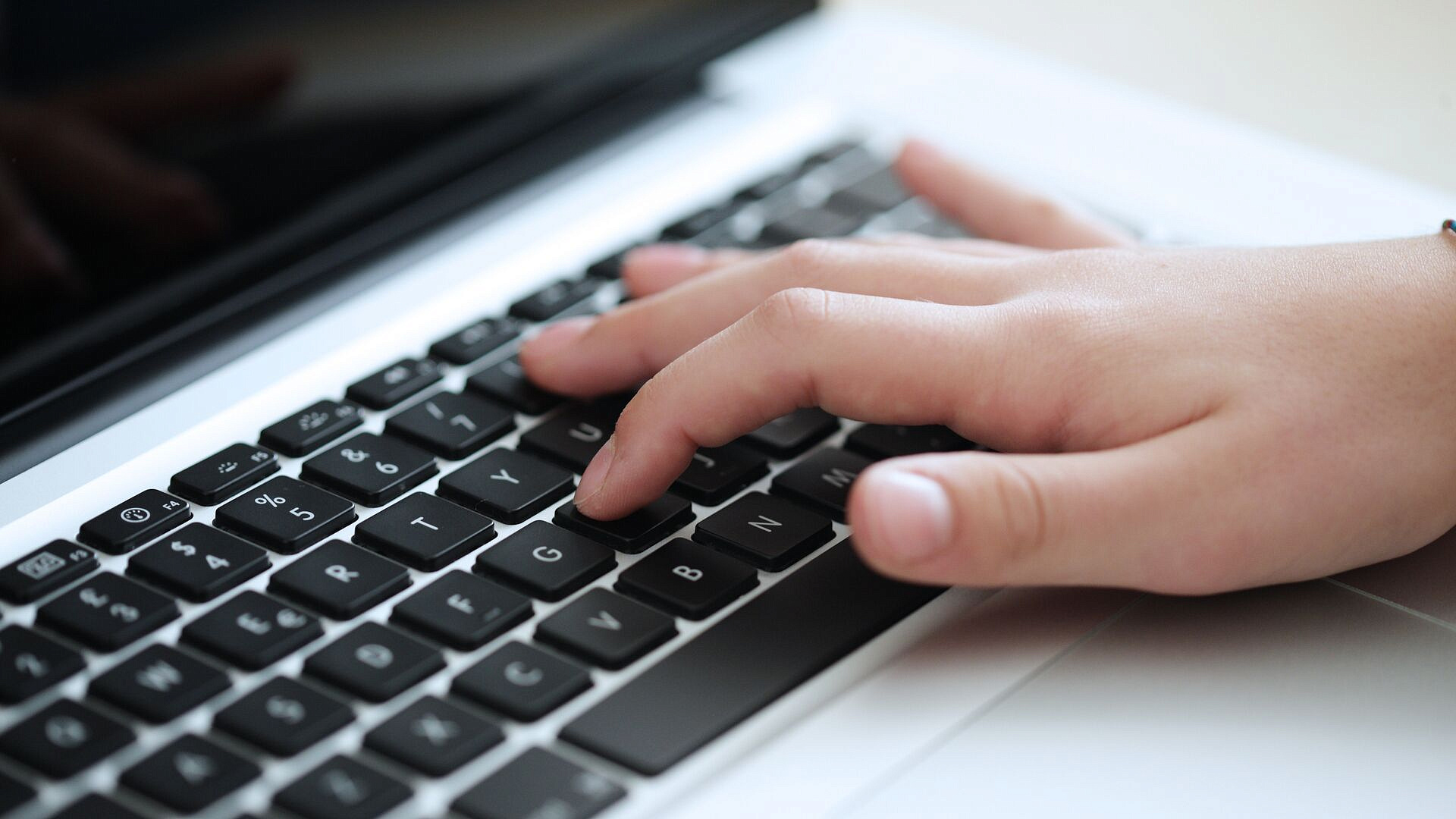 МВД предупредило об угрозе взлома игрового аккаунта ребенка