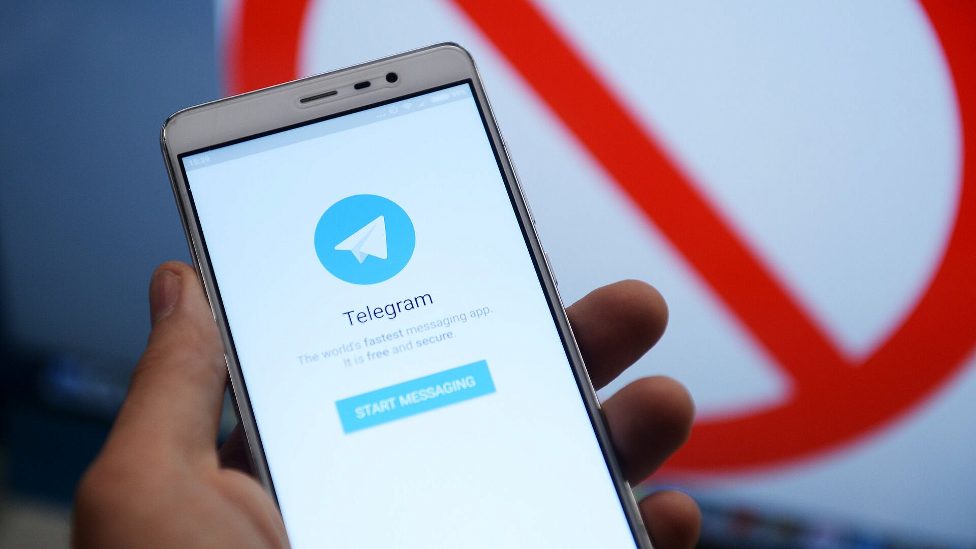 Роскомнадзор прокомментировал размещение рекламы в Telegram