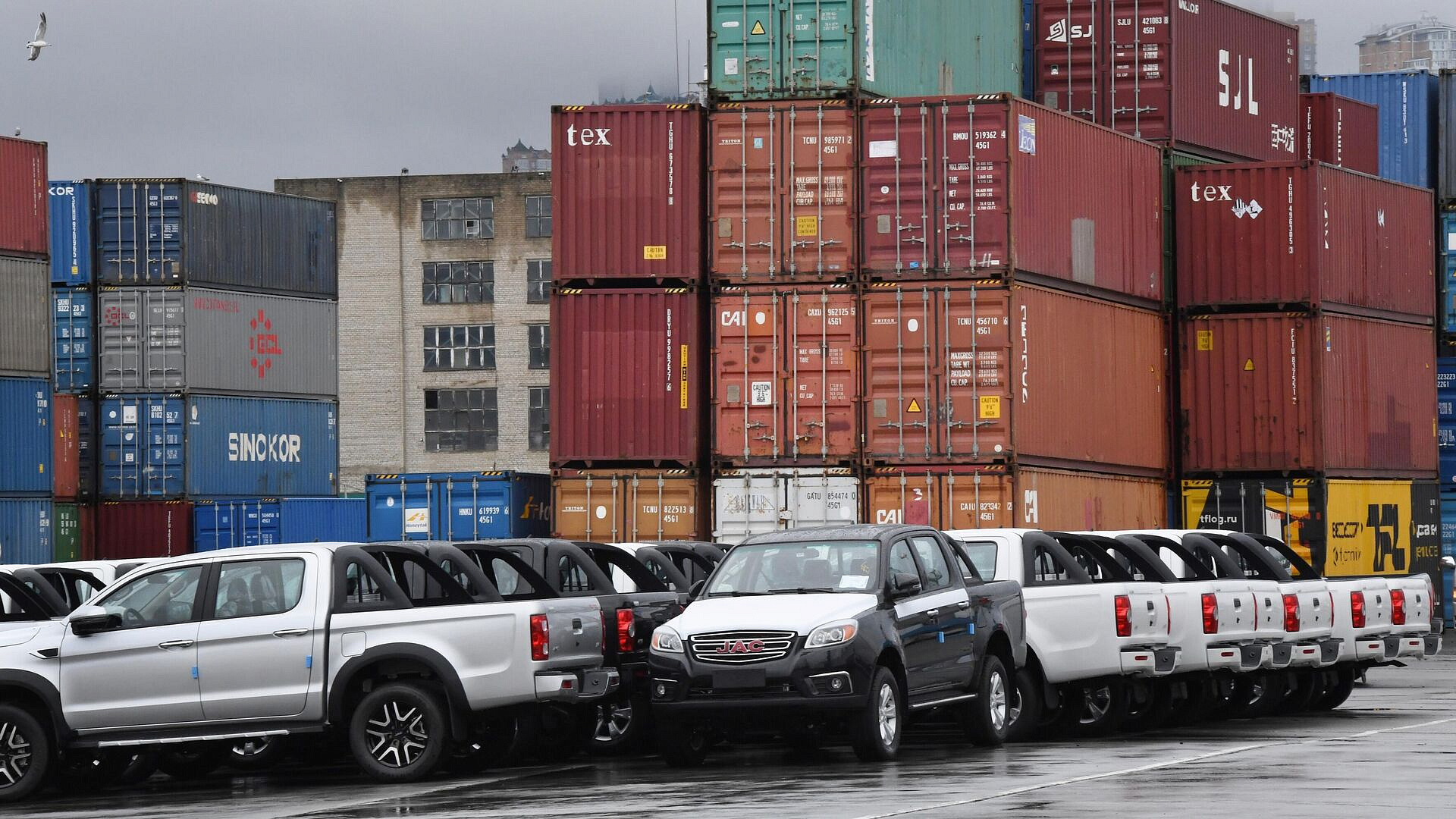 Товарооборот Китая и России в январе-марте вырос почти на 15 процентов