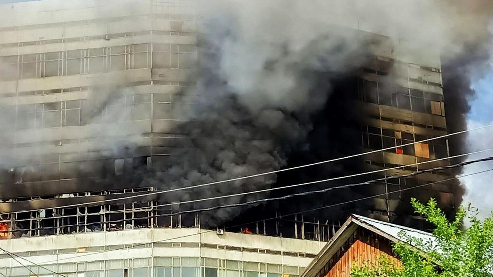 После гибели двух человек при пожаре во Фрязино завели уголовное дело