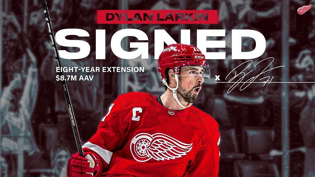 Чемпион ОИ по хоккею Ларкин пропустит из-за травмы не менее двух недель