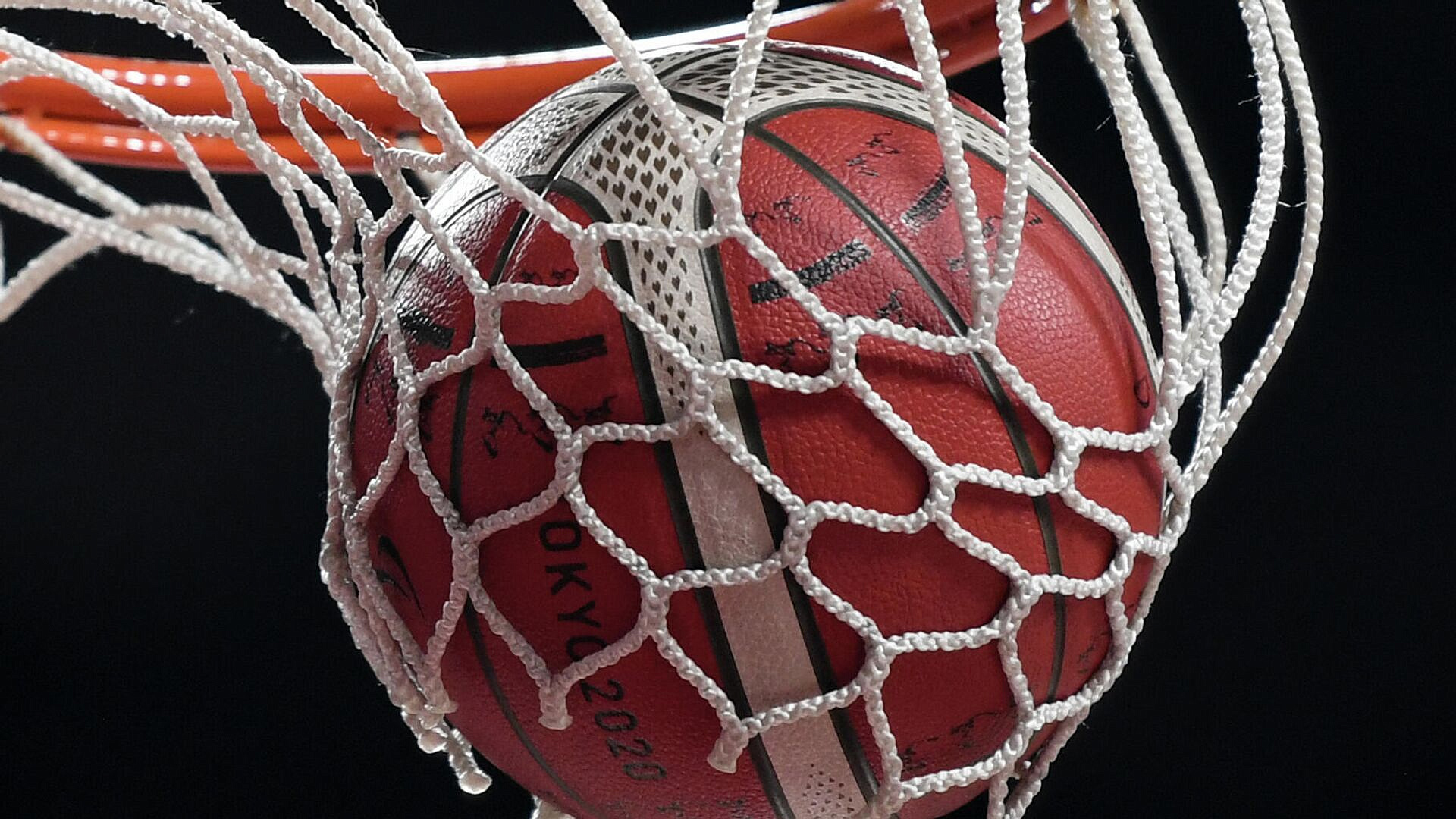 "�����" �������� "�������" � �������� � 34 ����