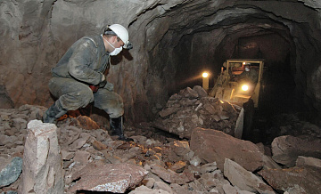 Эксперт объяснил, почему Запад не вводит санкции против российского урана